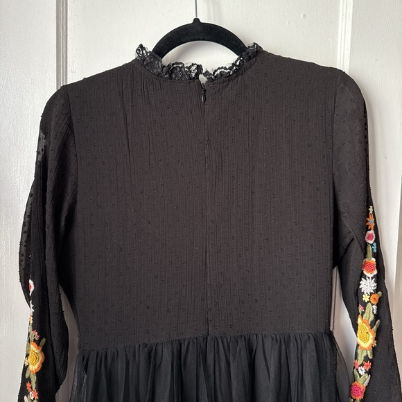 ModCloth Floral Embroidered Black Dress - Picture 5 of 6